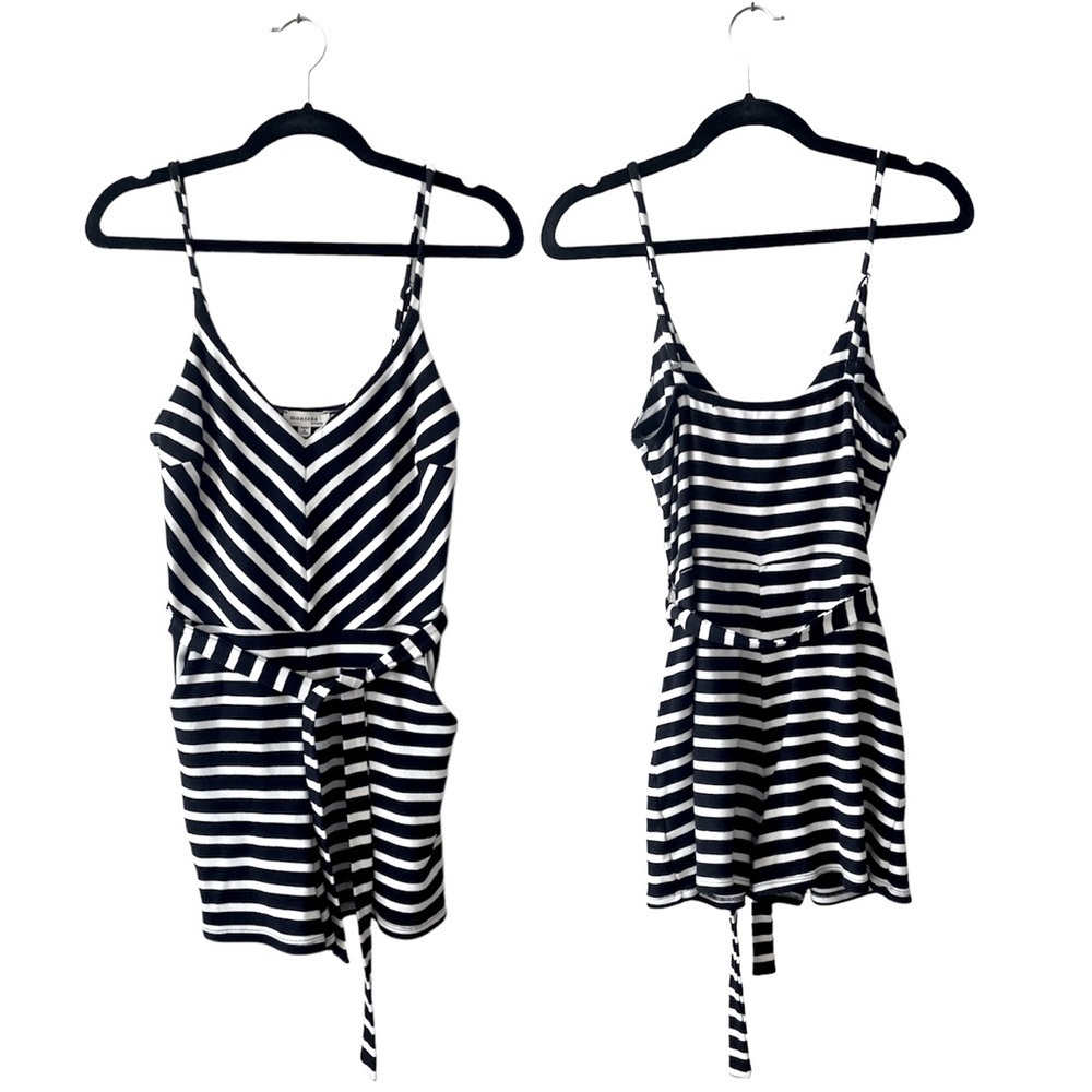 𝅺MONTEAU Striped Black and White Shorts Romper. EUC Size Small